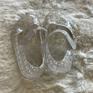 Old navy toddler jelly shoes 6